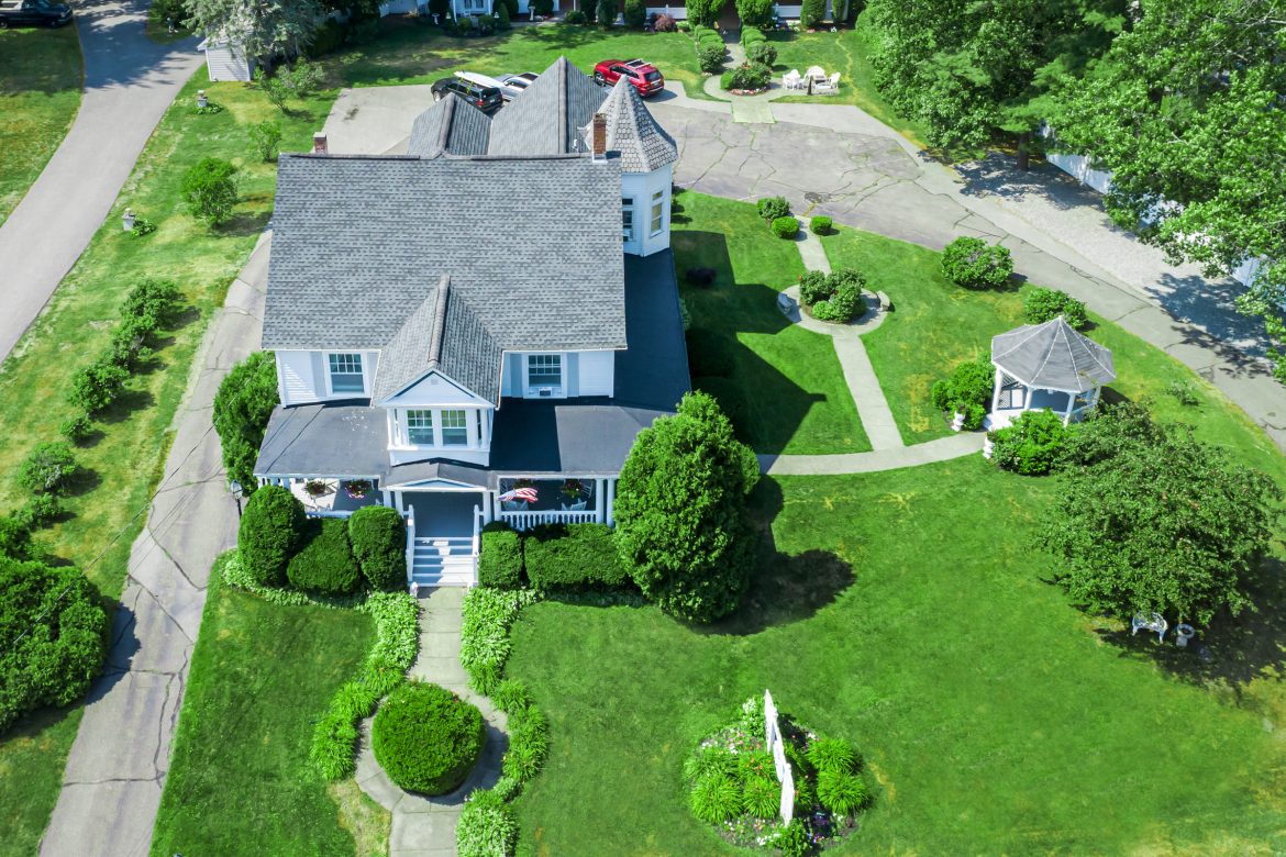 Aerial View of Victoria Inn Bed and Breakfast in Hampton, NH